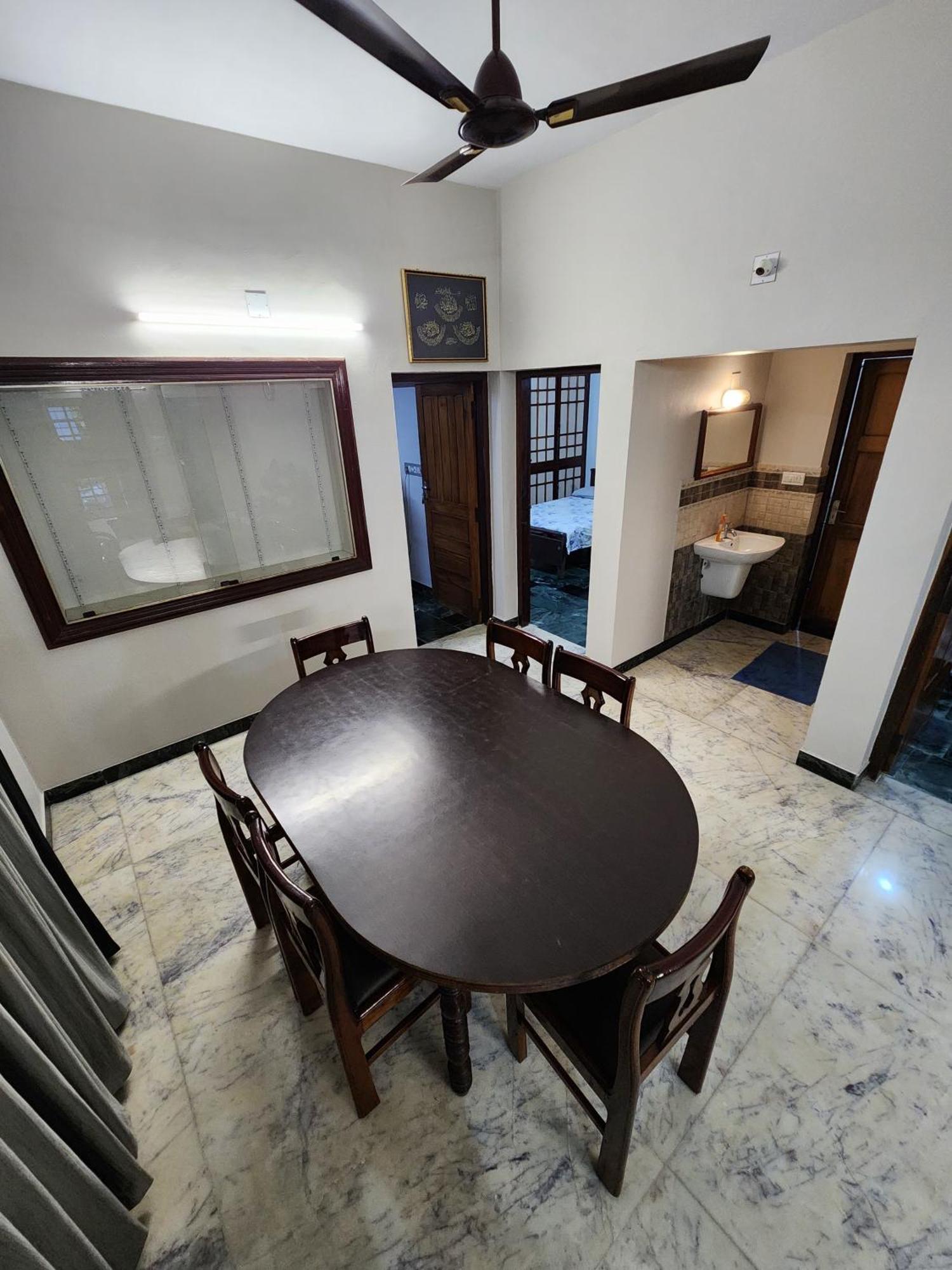 Budget Home Kochi Exterior foto