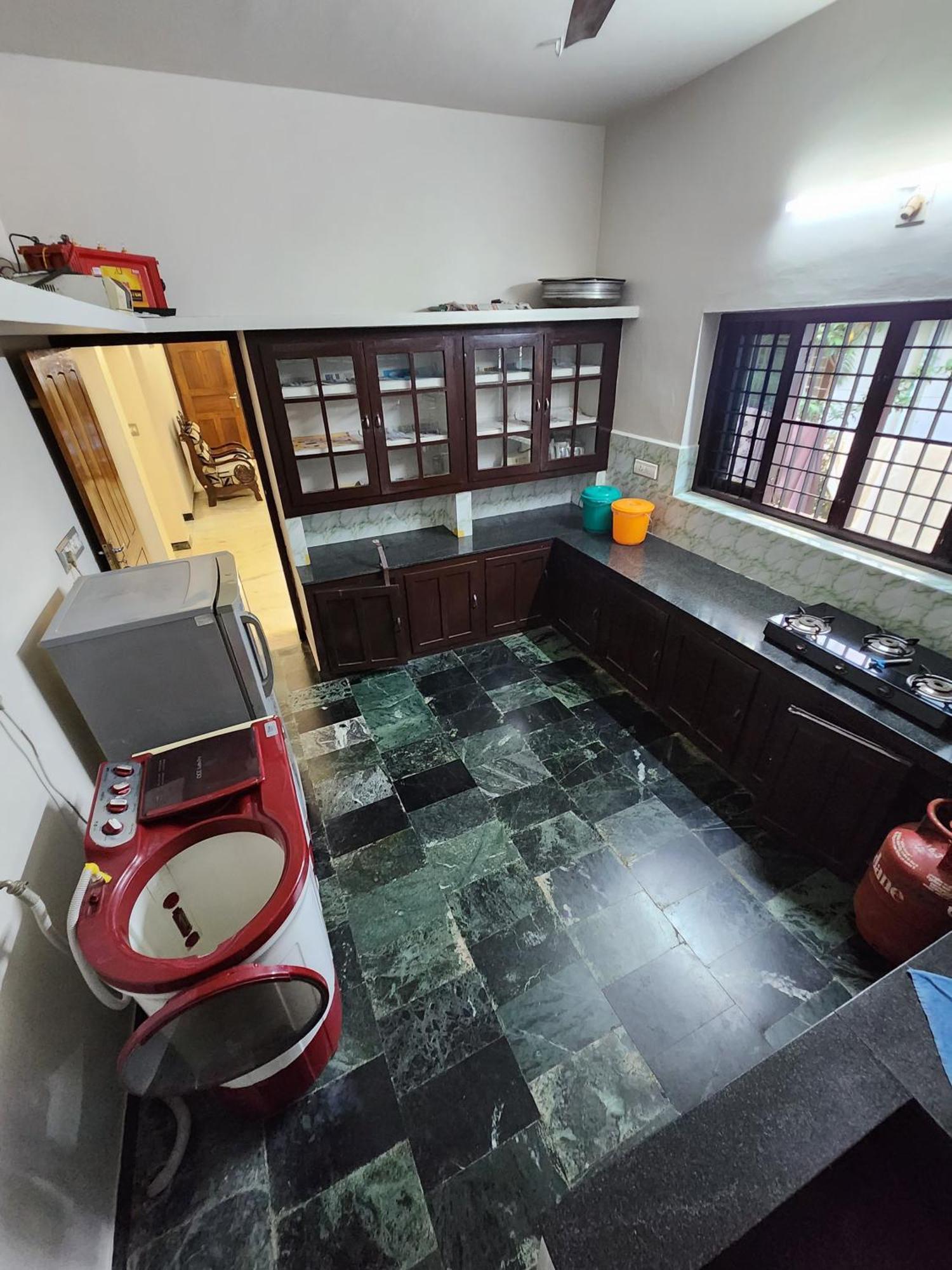 Budget Home Kochi Exterior foto